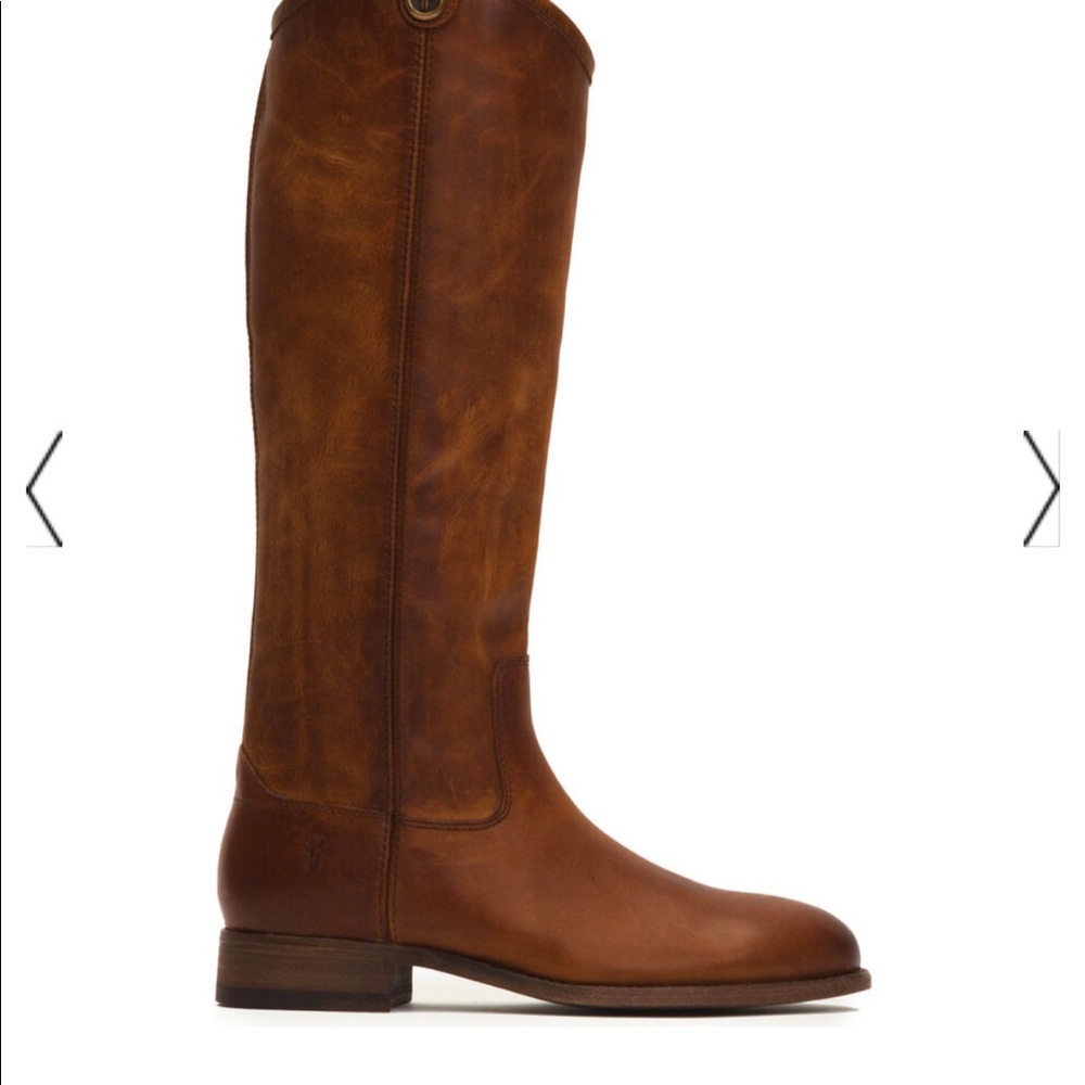 Melissa two button pull on Frye boots
